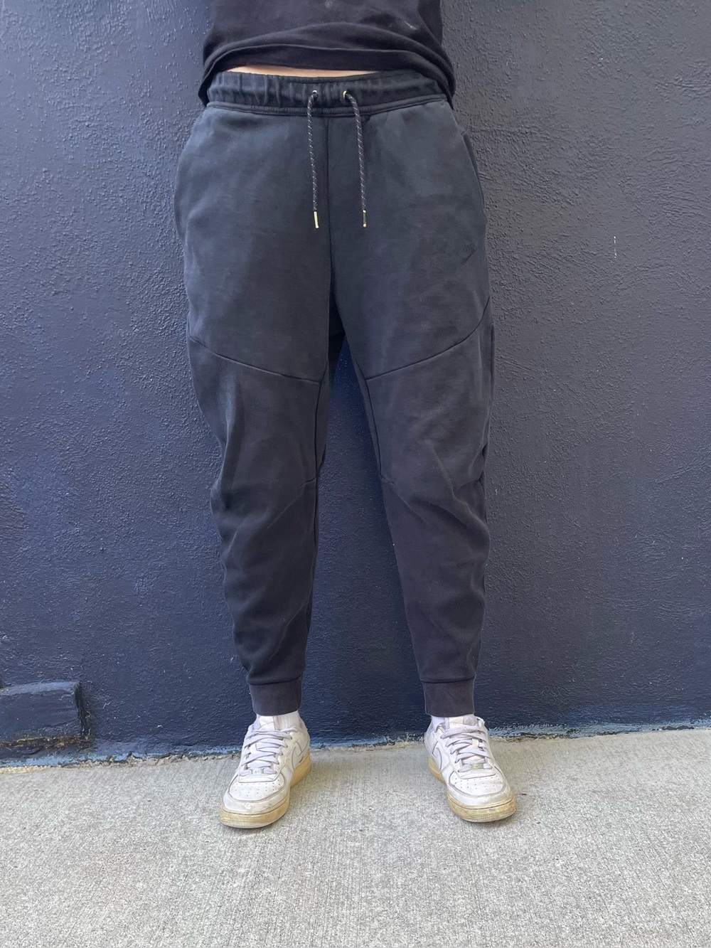 Black Nike tech fleece tapered joggers size medium